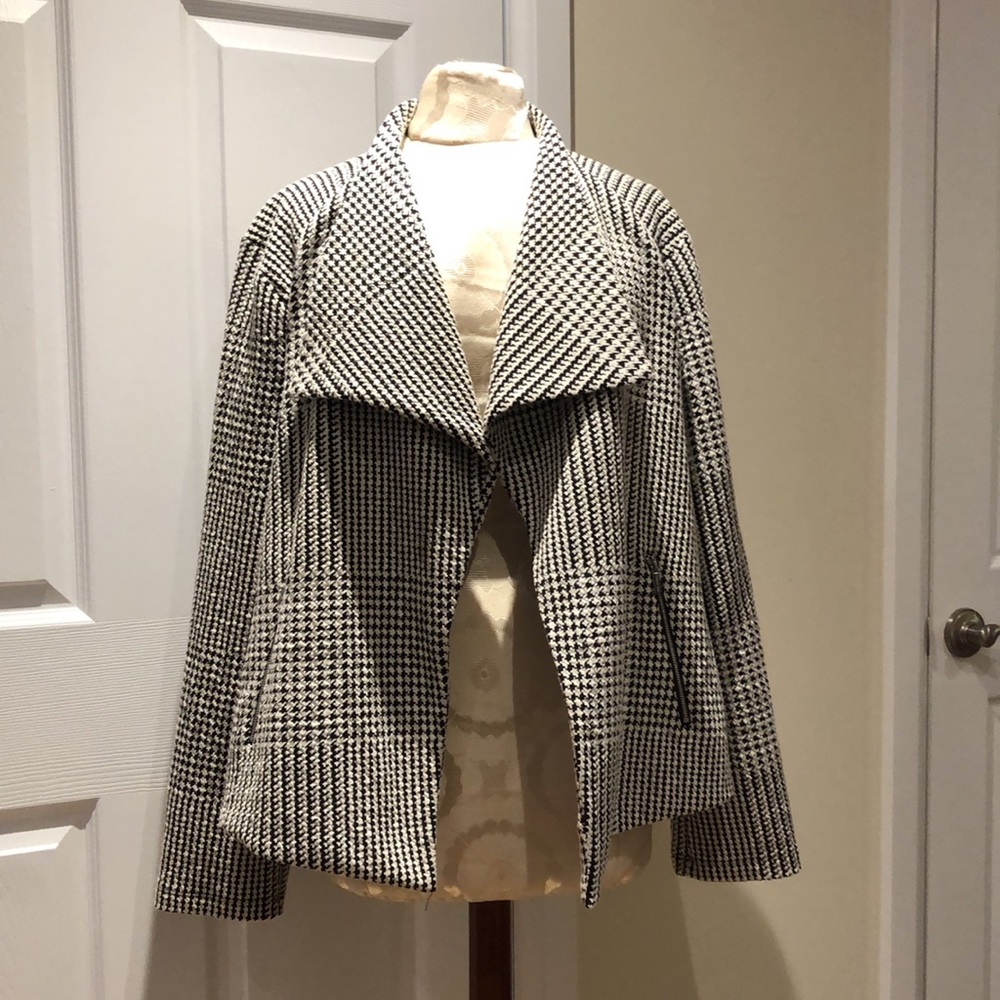 25. Calvin Klein | Houndstooth Open Stretchy Knit Blazer